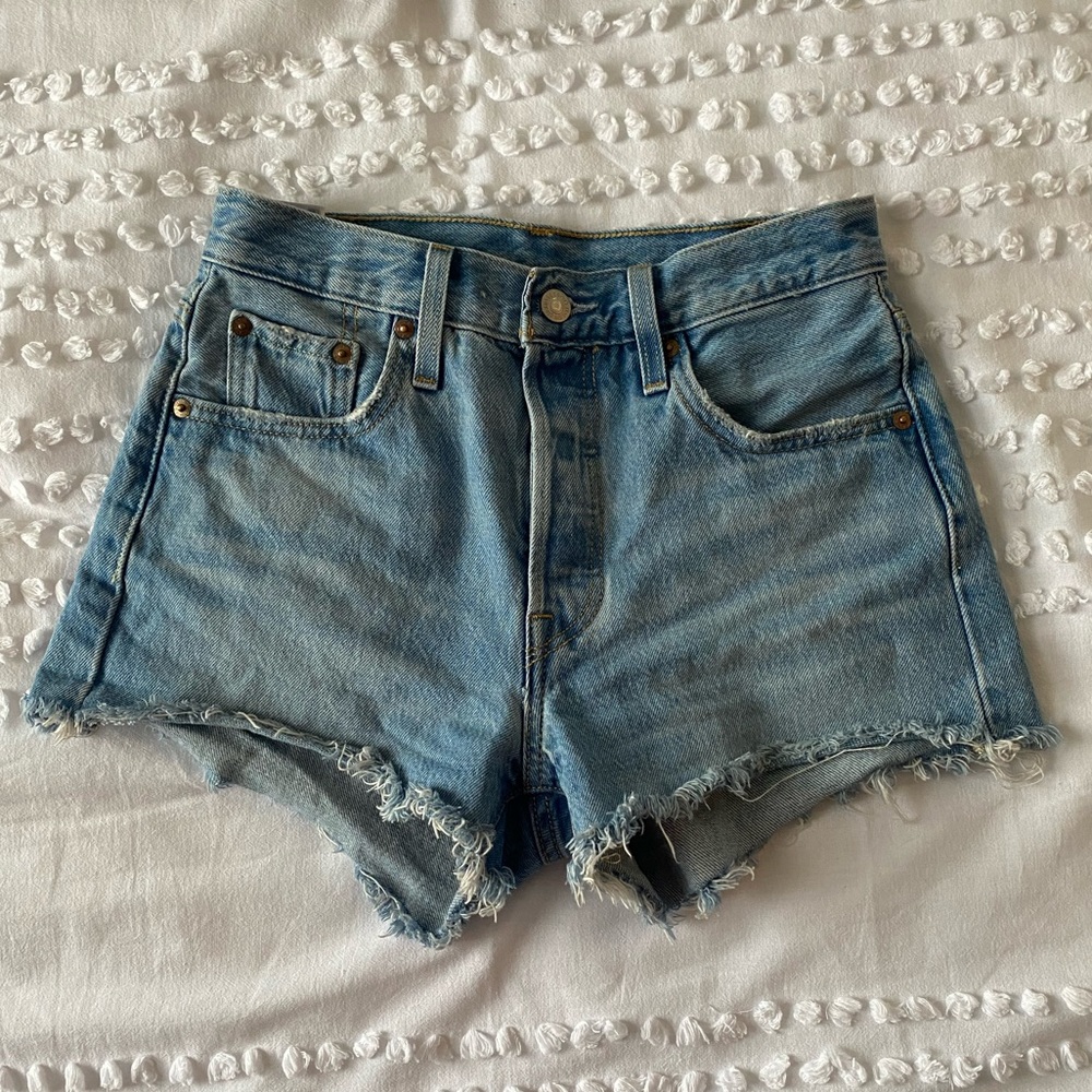 Levi 501 shorts NWOT
